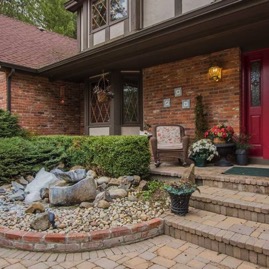 03 Front Entrance (water feature)