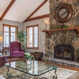 18 Family Room (fireplace)