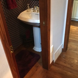 20 Foyer (half bathroom)