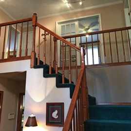 21 Foyer (with staircase to upstairs)