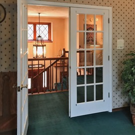 22 Bonus Room (top of stairs)