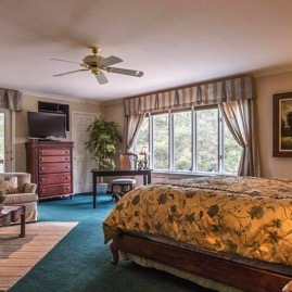 26 Master Bedroom (with deck)